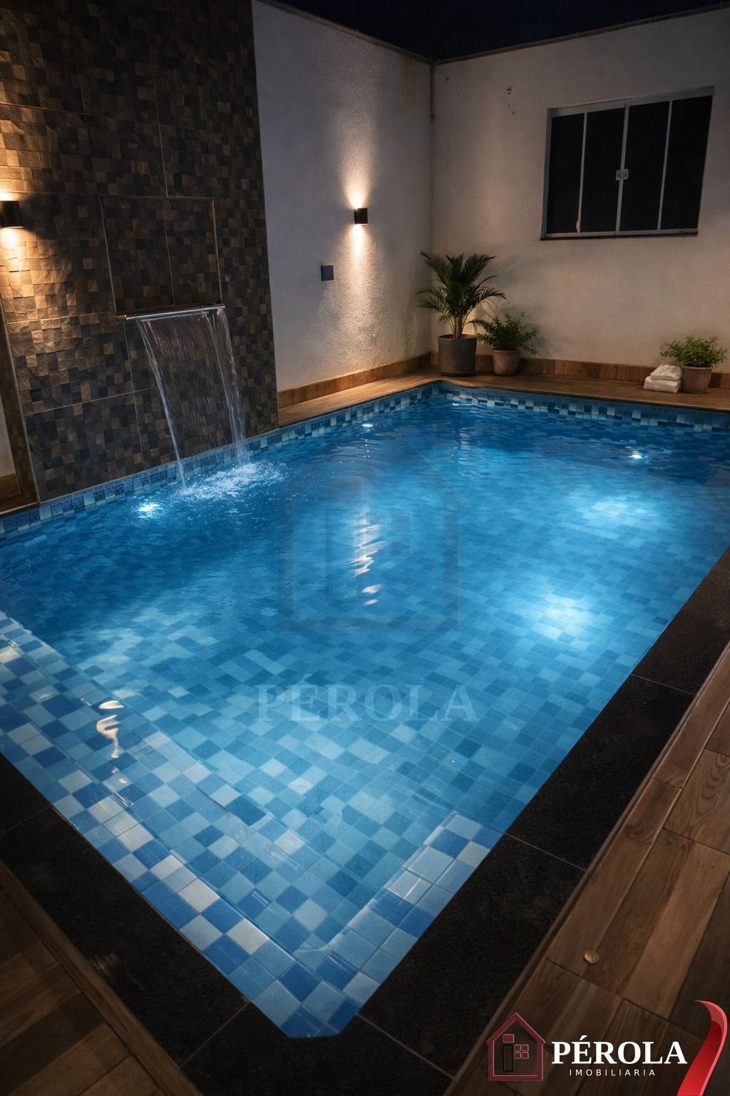 Casa completa com planejados e área de lazer