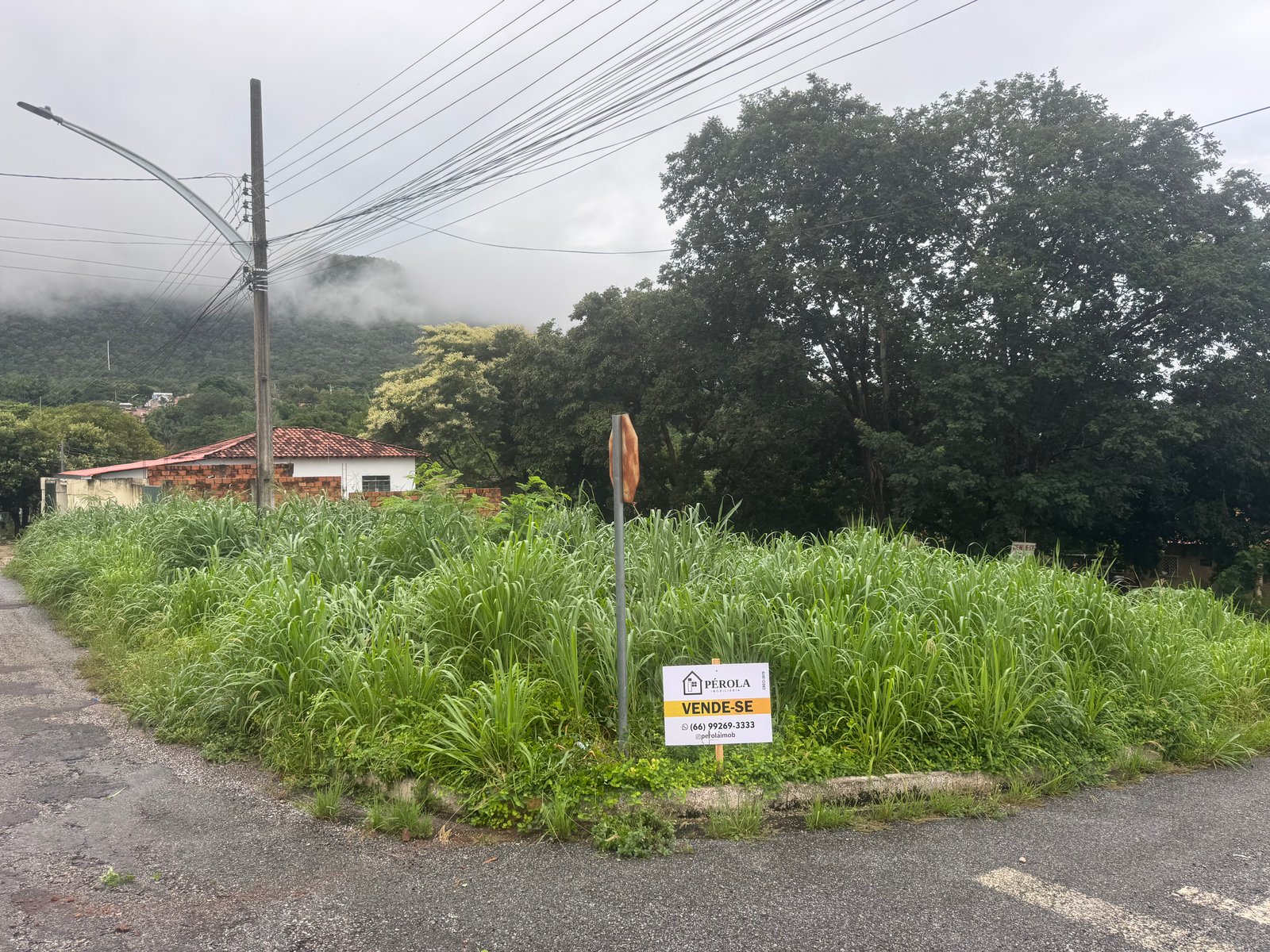 Terreno no Bairro Dermat